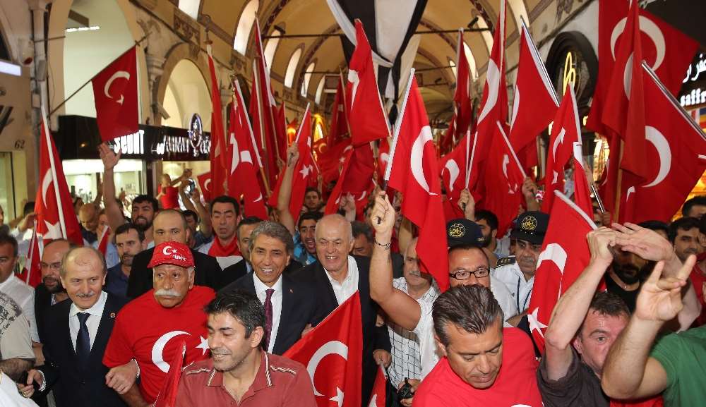 Kapalıçarşı Darbelere De Girişimlerine De Karşı !