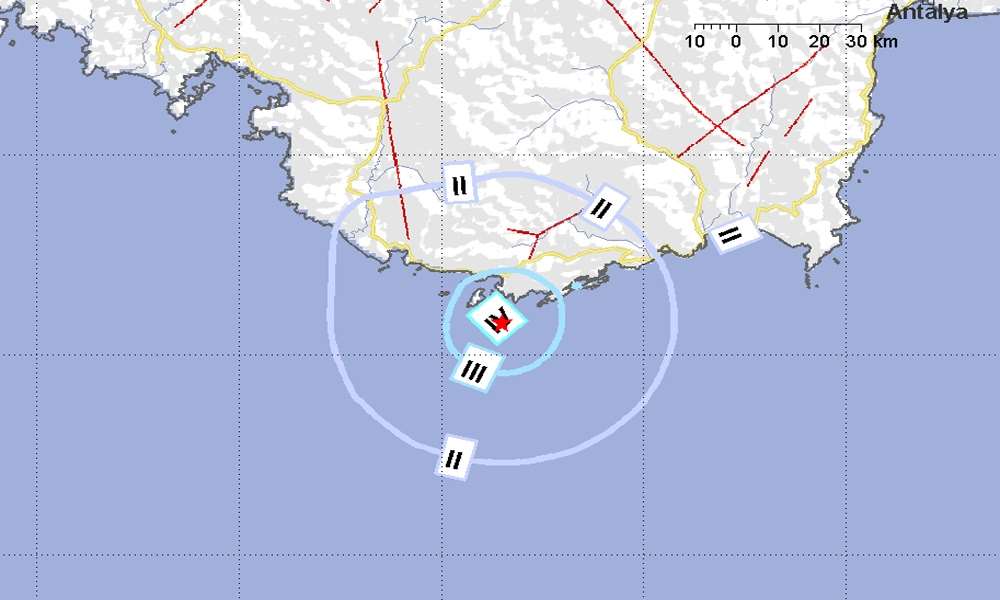 Kaş’ta Deprem!
