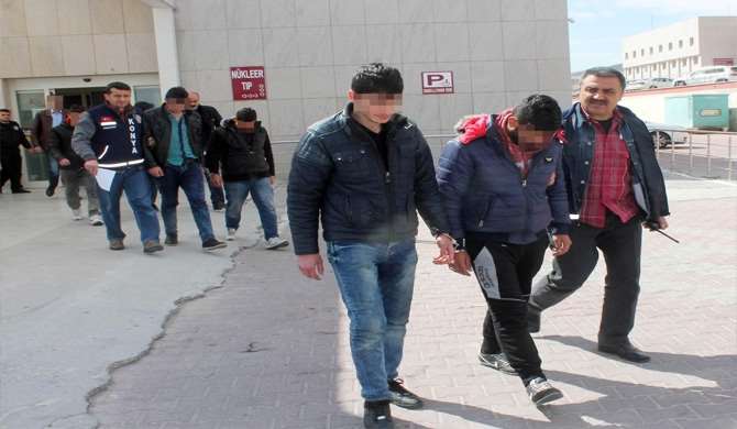 Kavgayı Ayırmak İsterken Canından Oldu