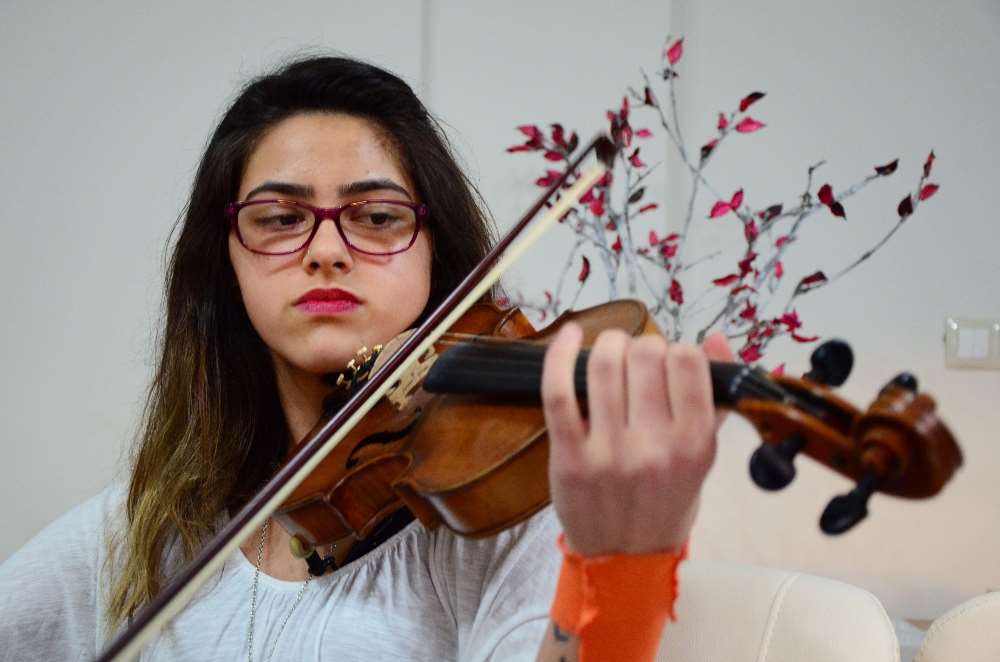 Keman Sesi Mahkemelik Oldu