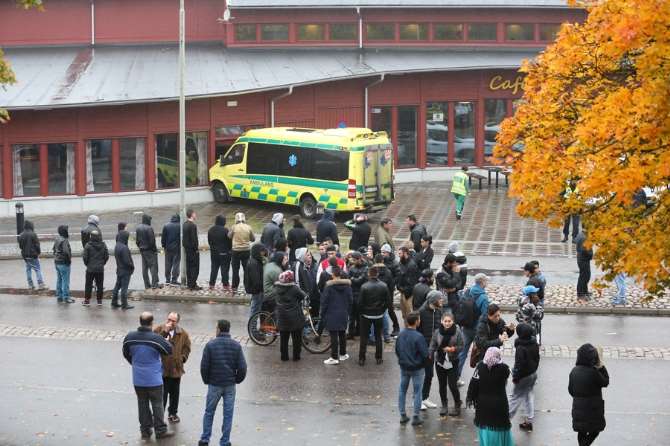 Kılıçlı Saldırıda Yaralanan Öğretmen Hayatını Kaybetti