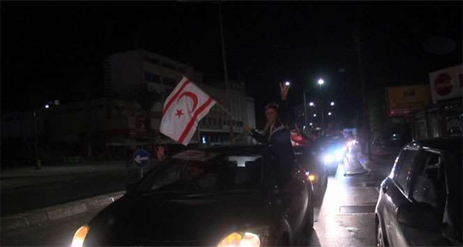 Kktc’de Ak Parti Kutlaması!
