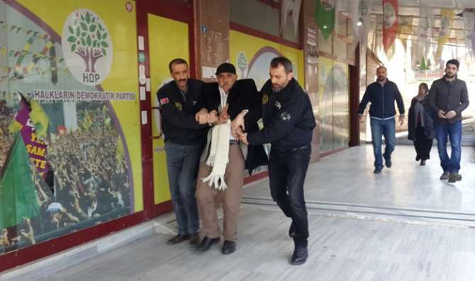 Kocaeli’de Terör Operasyonu: 22 Gözaltı