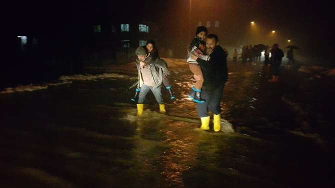 Köyü Su Bastı