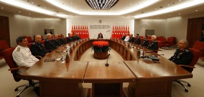Kritik Toplantı 7 Saat Sürdü