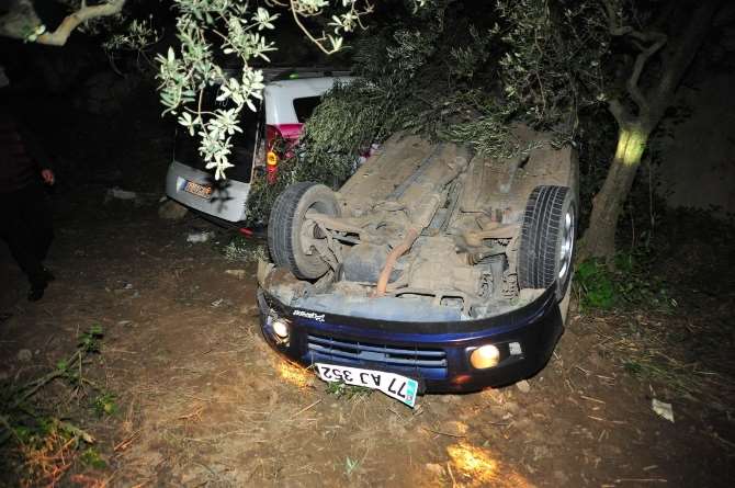Makas Ölüme Davetiye Çıkardı: 2 Ölü, 4 Yaralı