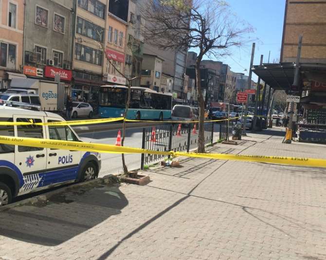 Metro Seferlerine Şüpheli Paket Engeli