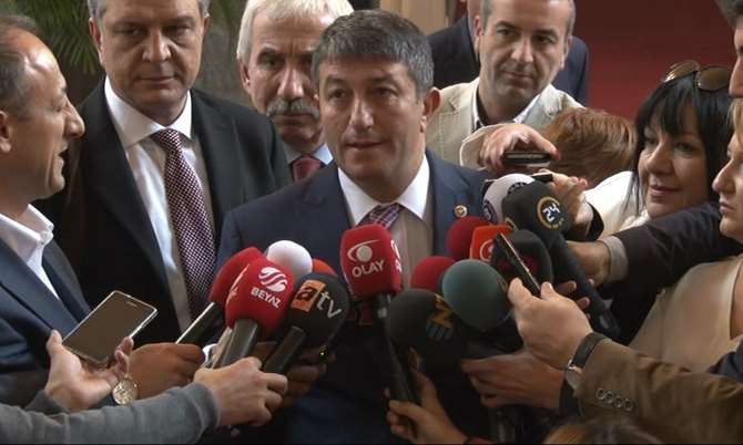 Mhp’de Lider Değişikliği Olur Mu Sorusuna İlginç Cevap