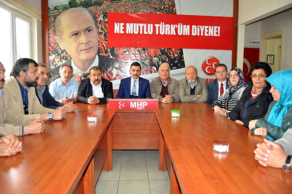 Mhp’de Toplu İstifa