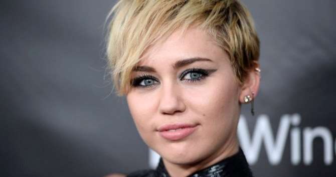 Miley Cyrus’tan Yeni Şarkı