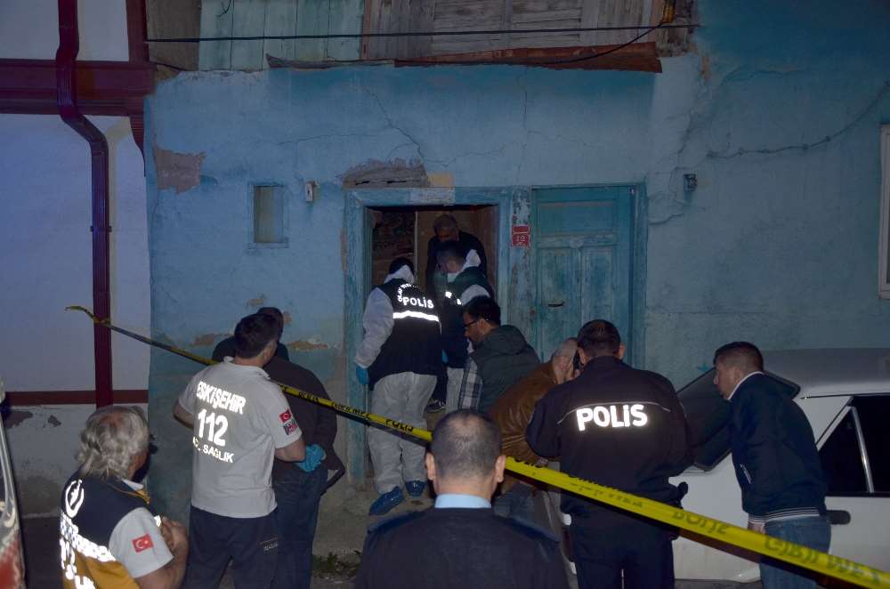Misafir Olarak Gittiği Evde Öldürüldü