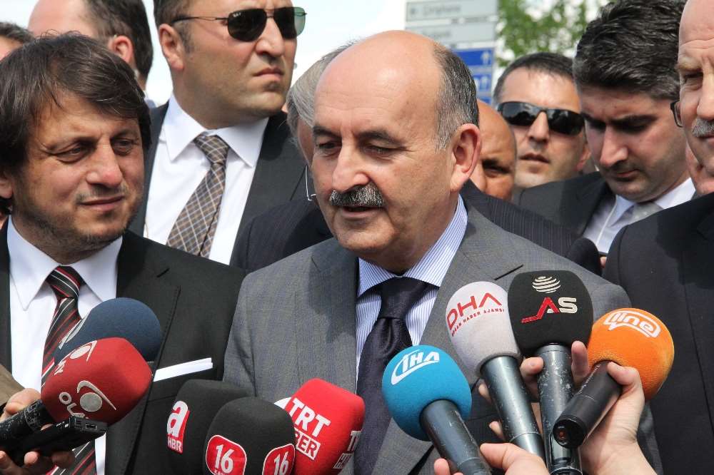 Müezzinoğlu’ndan Sigarada ’siyah Paket’ Açıklaması