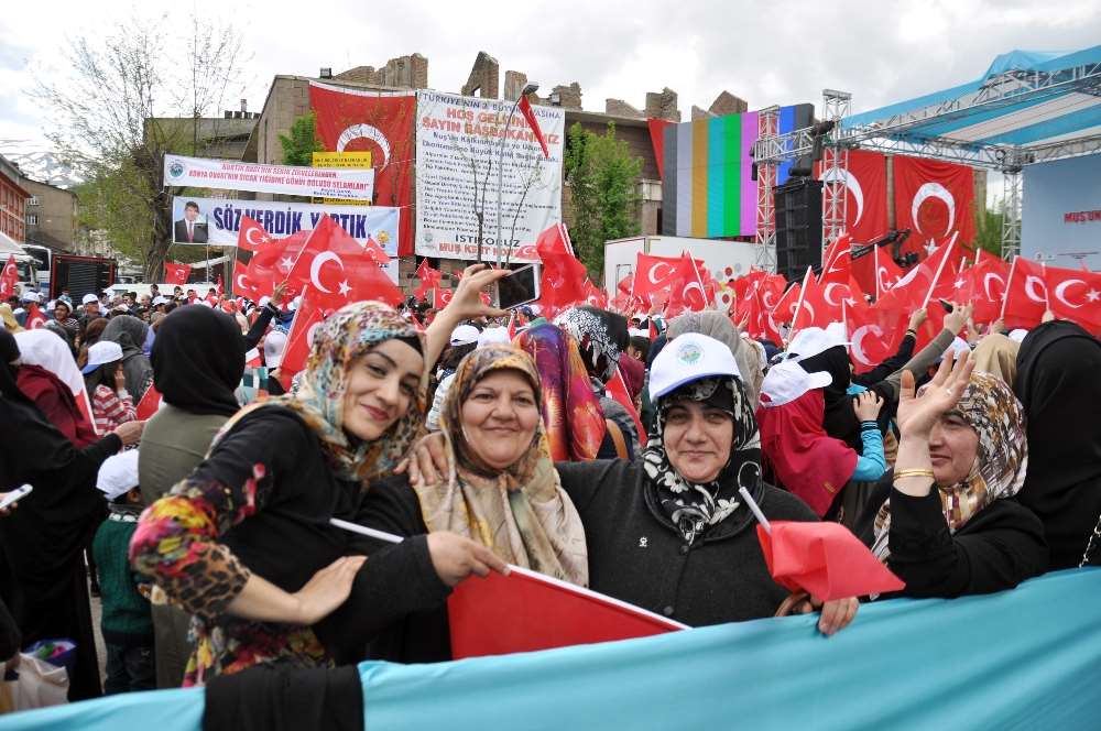 Muş Başbakan’ı Bekliyor