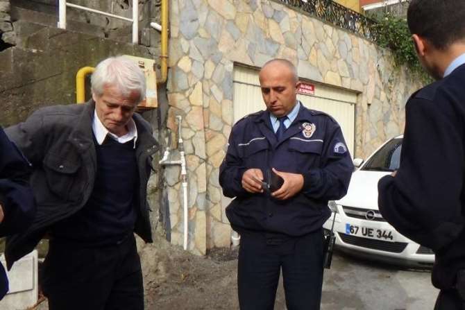 O Emekli Öğretmen Hayatını Kaybetti