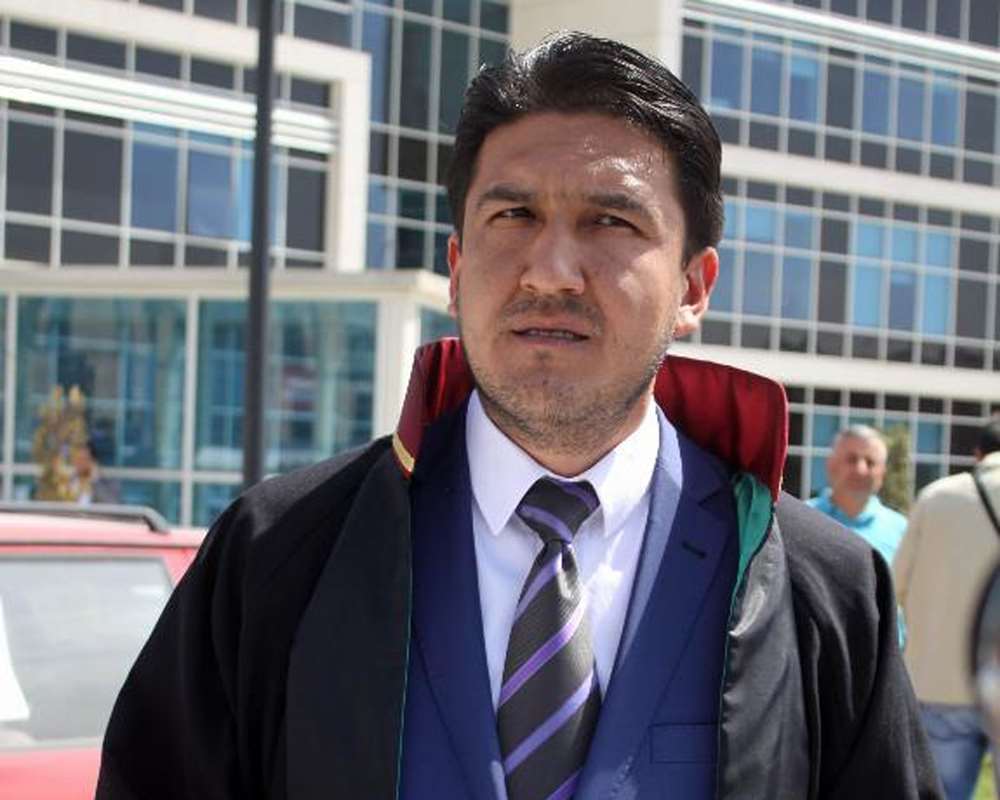 O Öğretmen Hakim Karşısında: Pişmanım Dedi, Ağladı