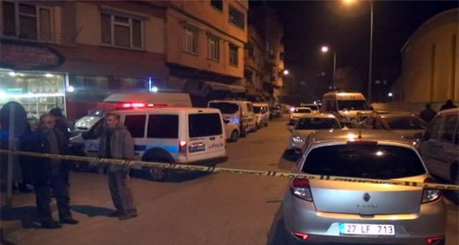 Öfkeli Koca Eşinin Kaldığı Evi Kan Gölüne Çevirdi: 4 Ölü