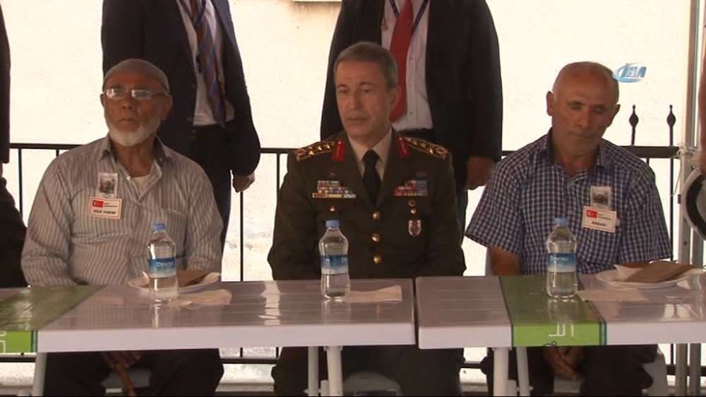 Orgeneral Akar’dan Şehidin Ailesine Ziyaret