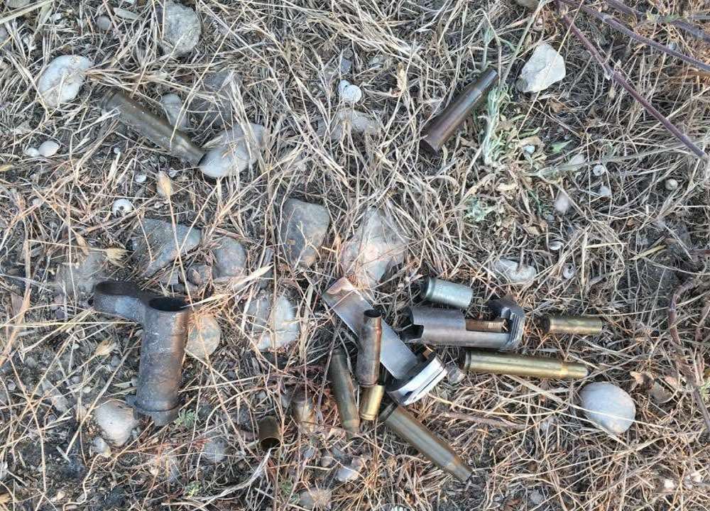 Otomobilden Atılan Çantadan Mühimmat Çıktı