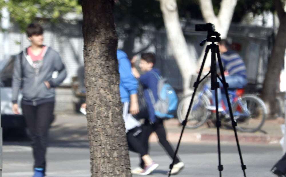 Polisi Alarma Geçiren Kamera