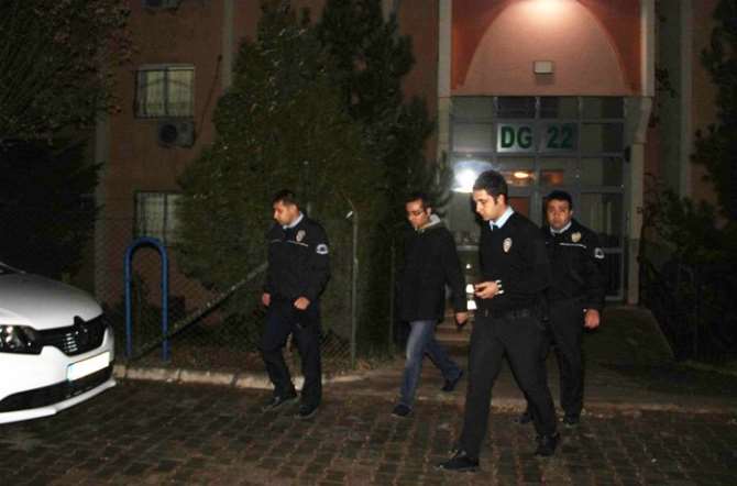 Polisin Sır İntiharı