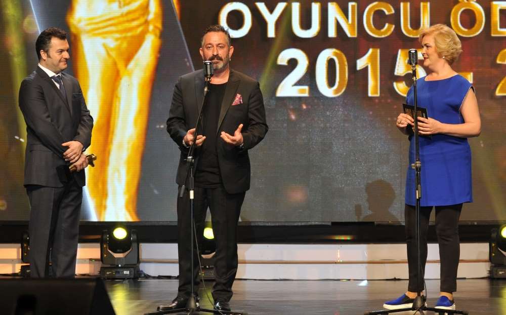 Sadri Alışık Ödüllerine Cem Yılmaz Damgası