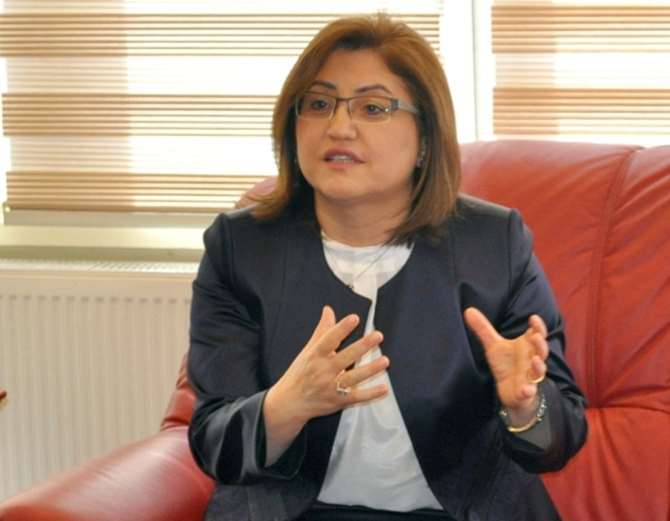 Şahin: Öyle Babanın Ellerinden Öperim
