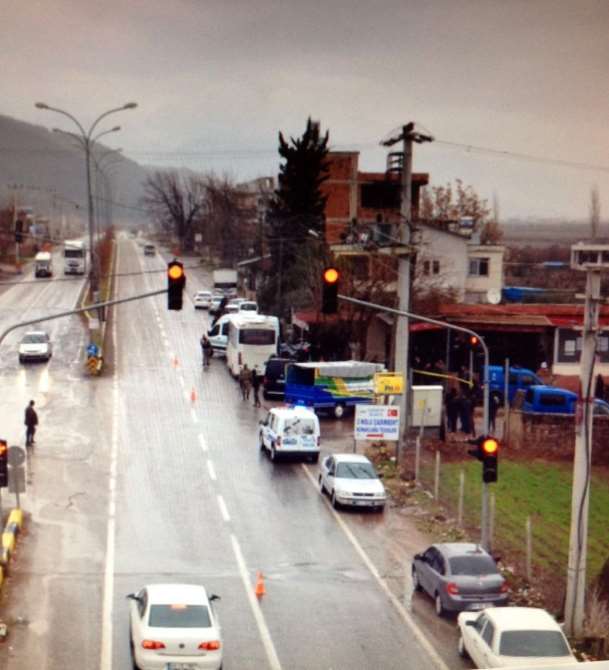 Savrulan Araç Yayaya Çarptı: 1 Ölü, 3 Yaralı