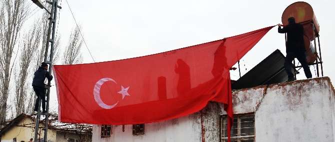 Şehidin Baba Ocağında Yas