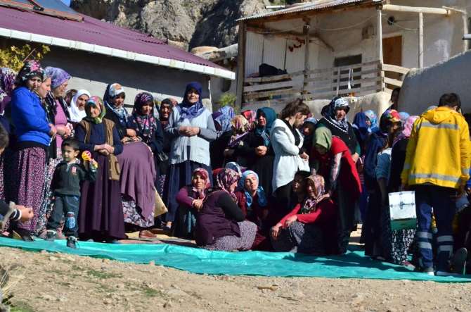 Şehidin Baba Ocağından Ağıtlar Yükseliyor