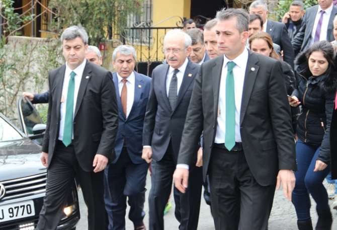 Şehit Ailesini Ziyaret Etti