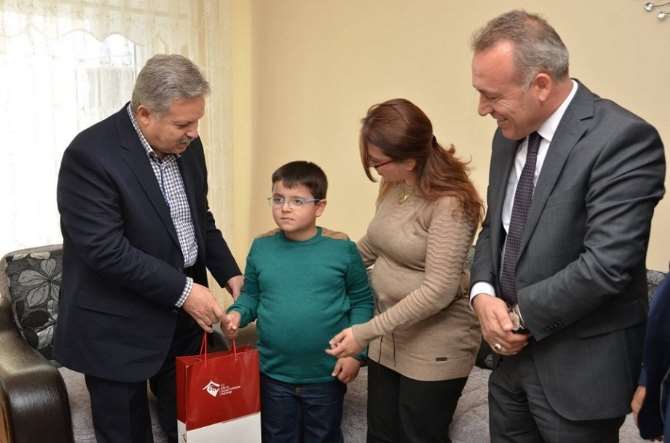 Şehit Kızı Duygulandırdı: Benim Bilgisayarım Yok Ama...