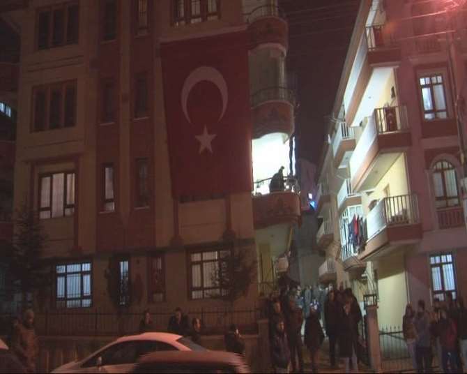 Şehit Polisin Ankara’daki Evlerinde Hüzün
