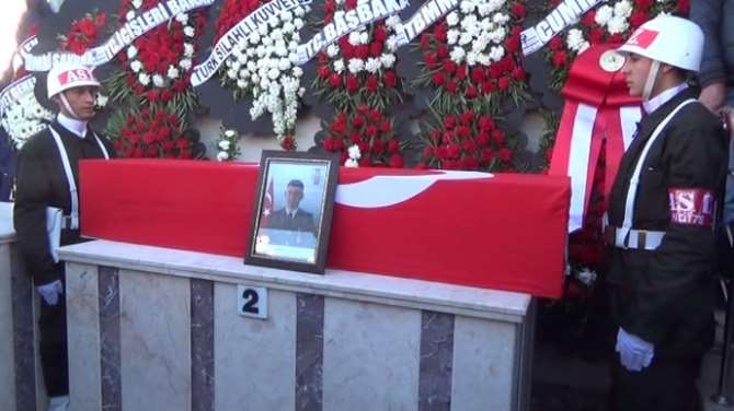 Şehit Uzman Çavuş Gözyaşlarıyla Toprağa Verildi