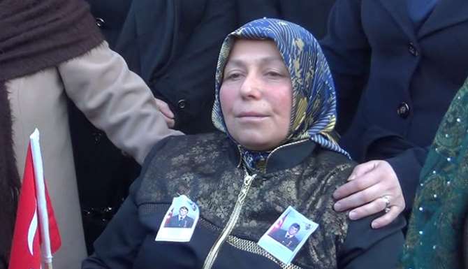 Şehitlere Saygı Duymayana Hakkımı Helal Etmem