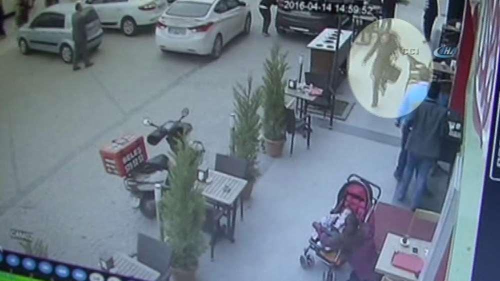 Şiddetten Kaçarken Balkona Çıkan Kadın Böyle Vuruldu