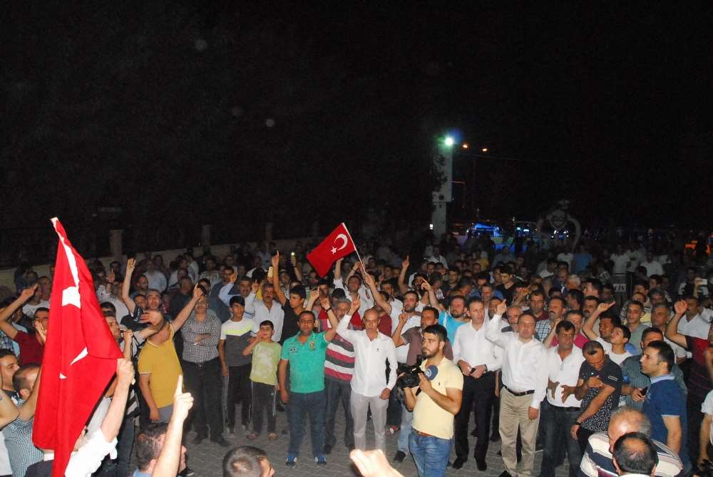 Siirtliler Teröre Lanet Yağdırdı