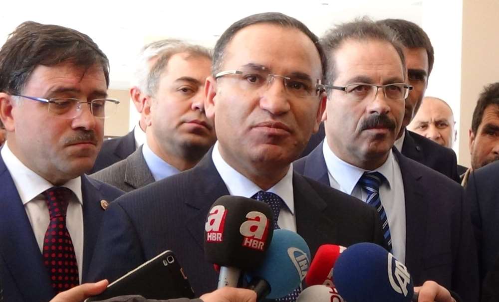 Silah Cezaevine Nasıl Sokuldu ? Adalet Bakanı Cevapladı