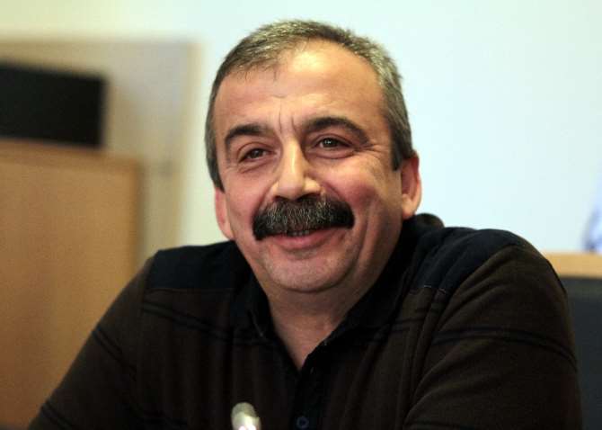 Sırrı Süreyya Önder Aynı Üslupla Devam
