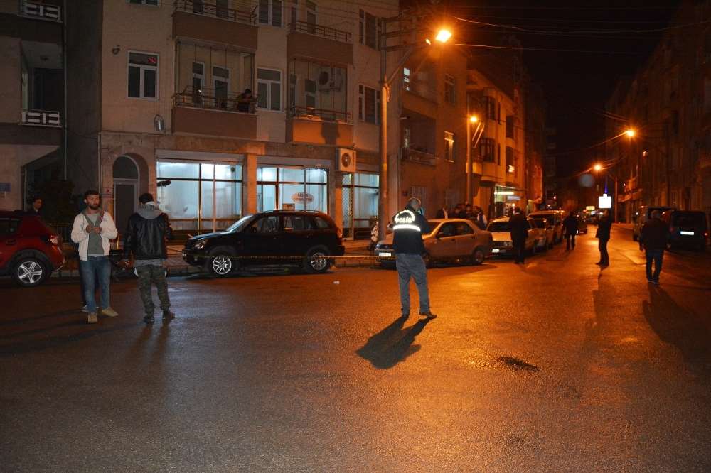 Sokak Ortasında Kanlı İnfaz