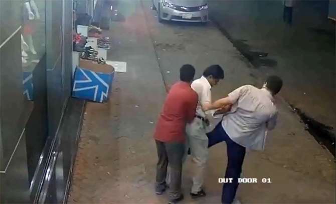 Soyulduğunu Anlamadı Bile !