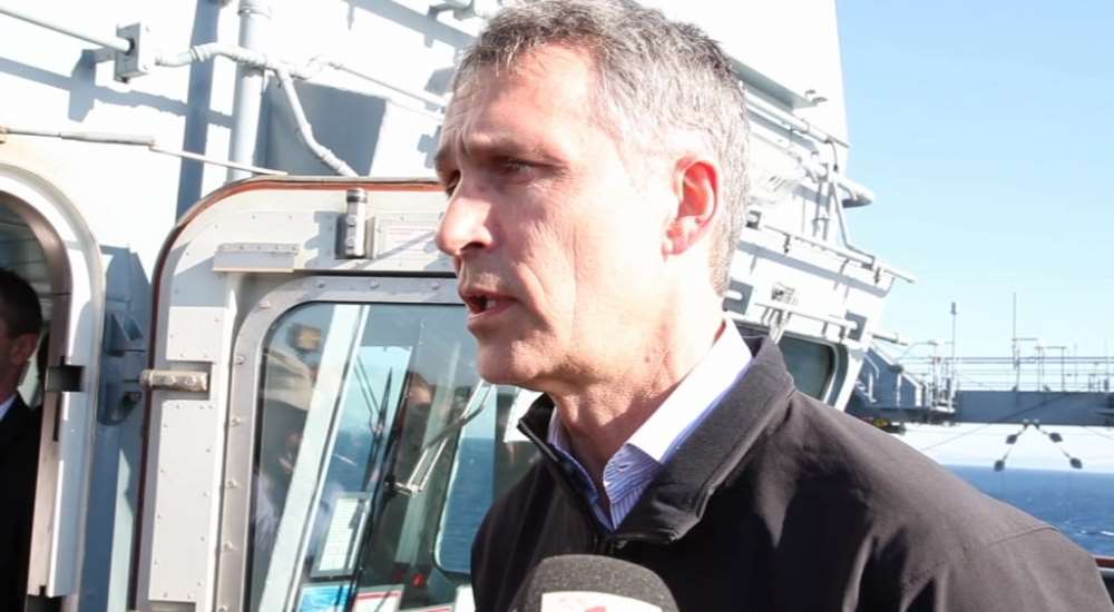 Stoltenberg Alman Gemisini Ziyaret Etti