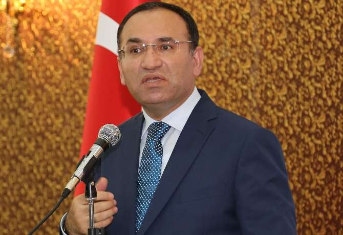 Sur’da Eli Silahlı, Askere, Polise Kurşun Yağdıranlar Kim? Siviller Mi?
