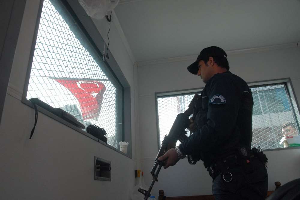 Sur’un 4 Bir Tarafına Kuruldu!