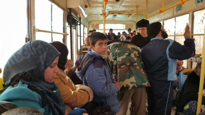 Takas Edilen 338 Şii Türkiye’ye Getiriliyor