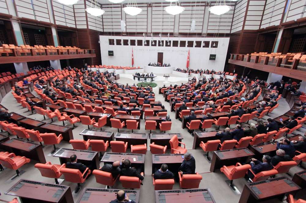 Tasarı Meclis’ten Geçti, Kolluk Kuvvetleri Artık Gözetim Altında