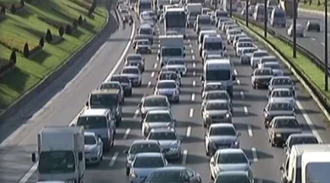 Tem’deki Kaza İstanbul Trafiğini Felç Etti