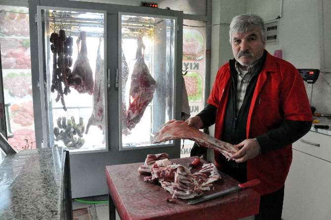 Tır’larla 400 Kilogram Et Çaldılar, Kimse Fark Etmedi