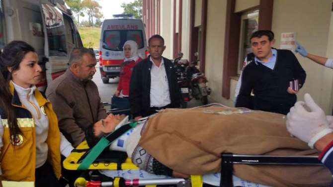 Tur Midibüsü Devrildi: 2 Ölü, 15 Yaralı