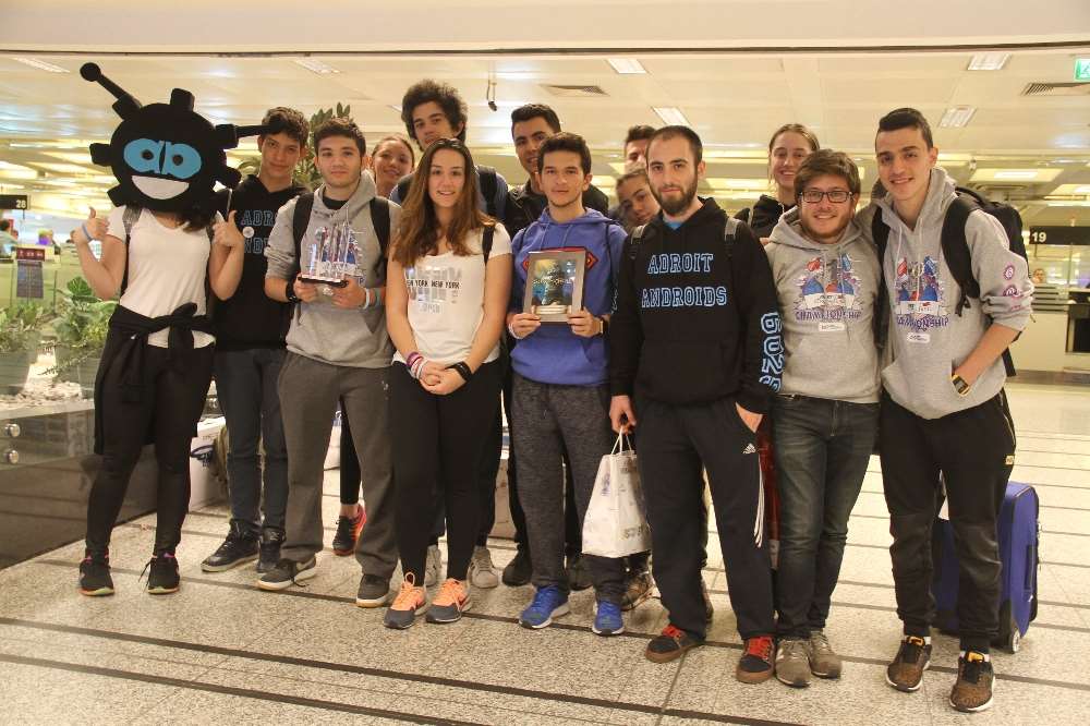 Türk Öğrenciler Amerika’dan Ödülle Döndü