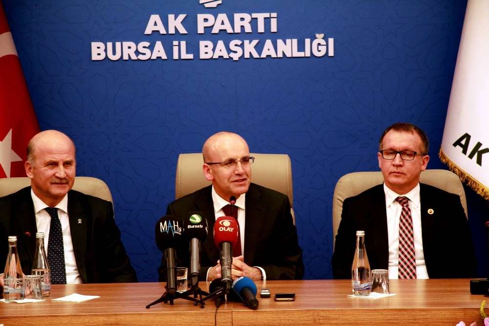 Türkiye Ekonomisi Geçen Yıl Yüzde 4 Civarında Büyüdü